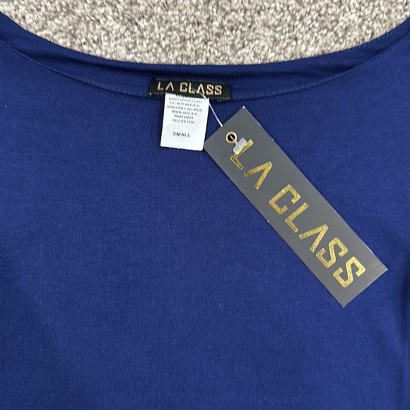 LA Class Cape Sleeve Dress - Picture 3 of 4